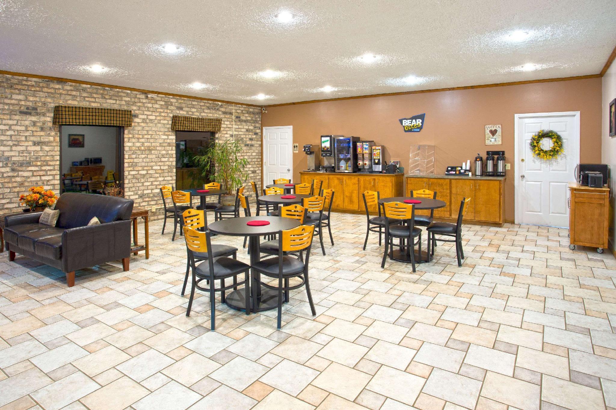 Travelodge By Wyndham ווית'וויל מראה חיצוני תמונה