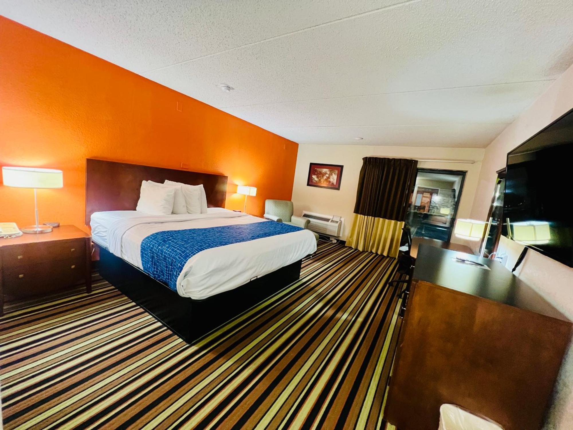 Travelodge By Wyndham ווית'וויל מראה חיצוני תמונה